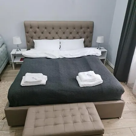 Patrus Ii Apartament *